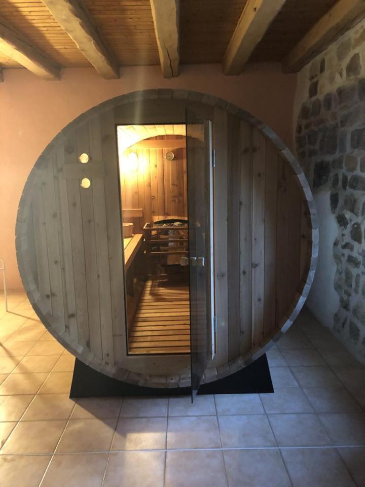Bed and Breakfast Le Moulin Des Oyes Censeau Экстерьер фото
