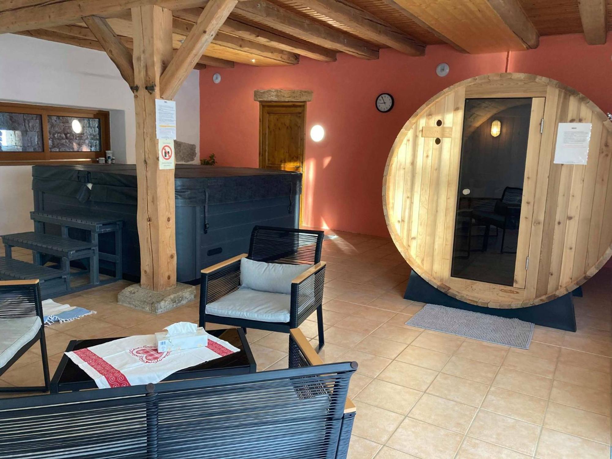Bed and Breakfast Le Moulin Des Oyes Censeau Экстерьер фото