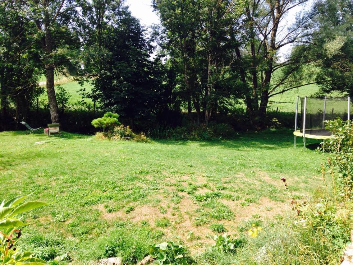Bed and Breakfast Le Moulin Des Oyes Censeau Экстерьер фото